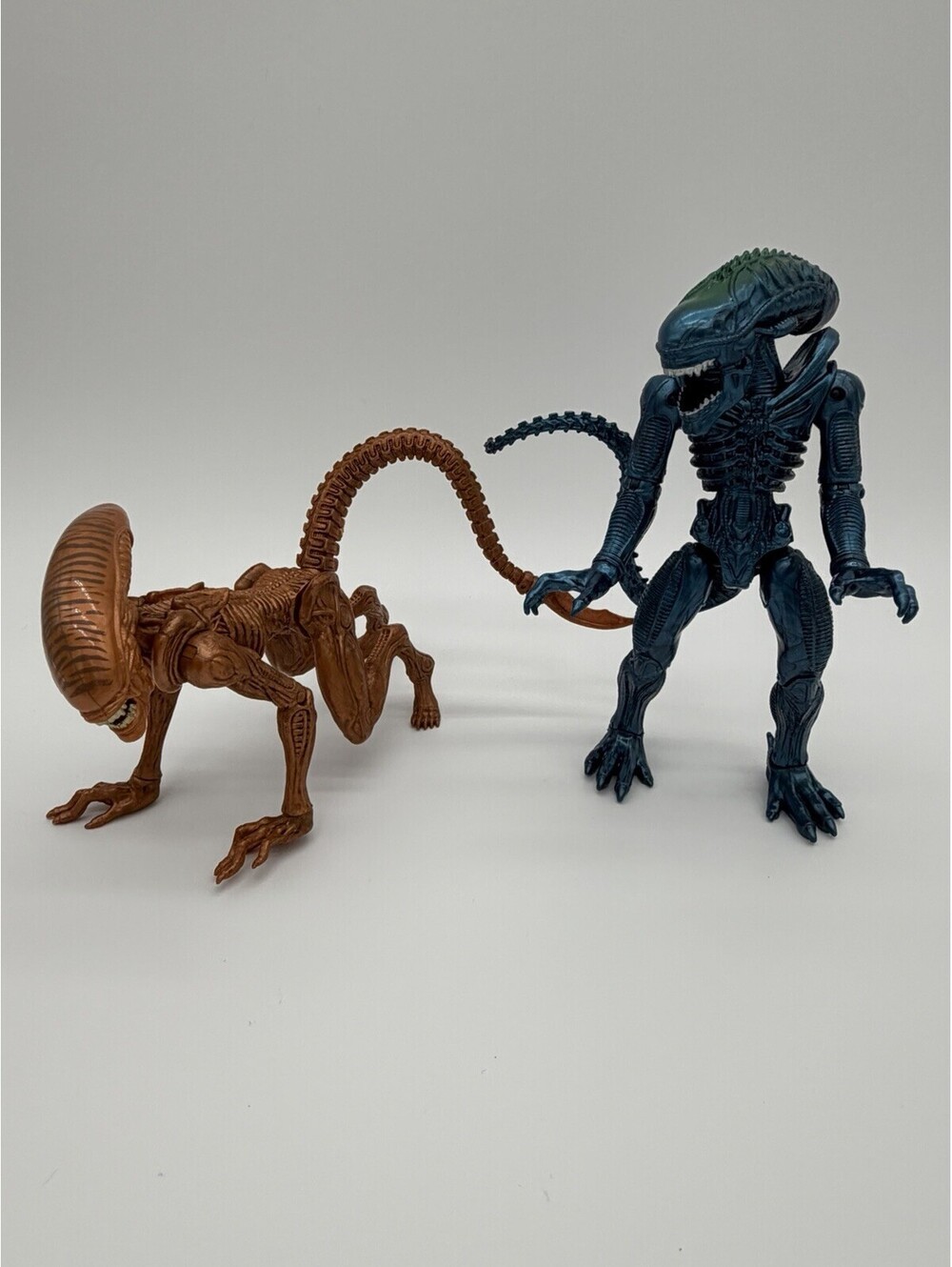 Alien Xenomorph 7" Poseable Action Figure lot 2020 Lanard Walmart Exclusives
